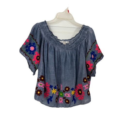 Boston Proper Bold Floral Embroidered Smocked Off Shoulder Blouse Blue XS Boho - Picture 2 of 8